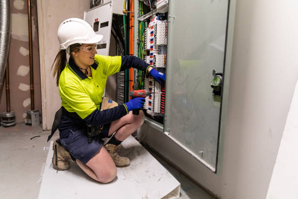 Best Commercial Electrician Services  in Waycross, GA